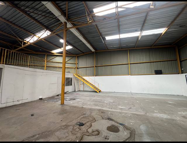 361M² WAREHOUSE TO LET IN KYA SANDS